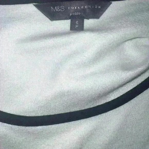 M&S COLLECTIÓN Petite Sz 6 Short Sleeves Crew Neck Dopamine Summer Spring - Picture 6 of 6